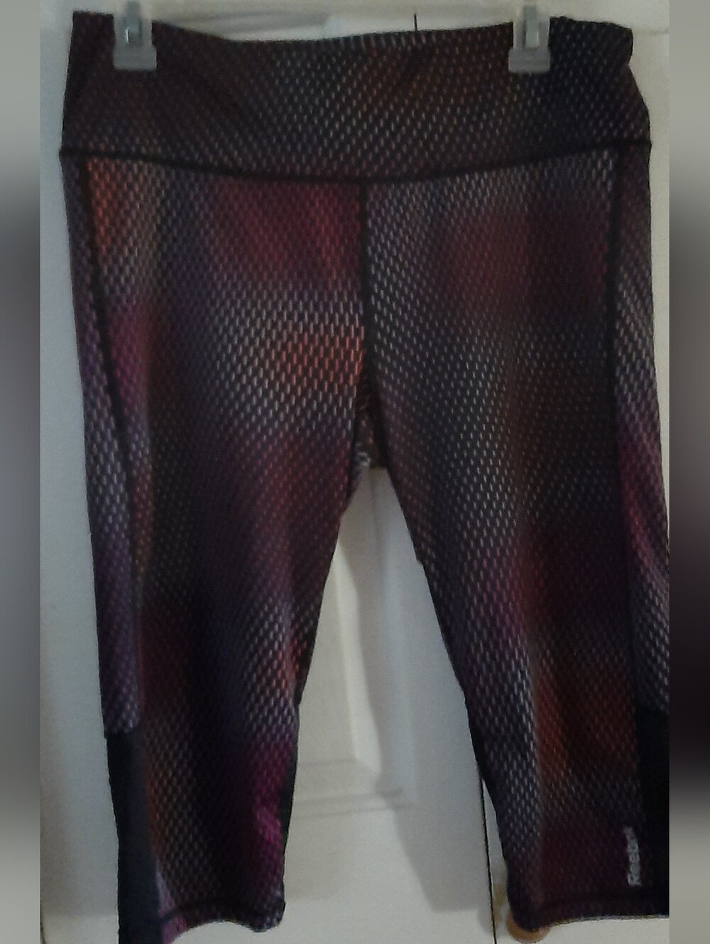 Reebok Print Capris * Size Large